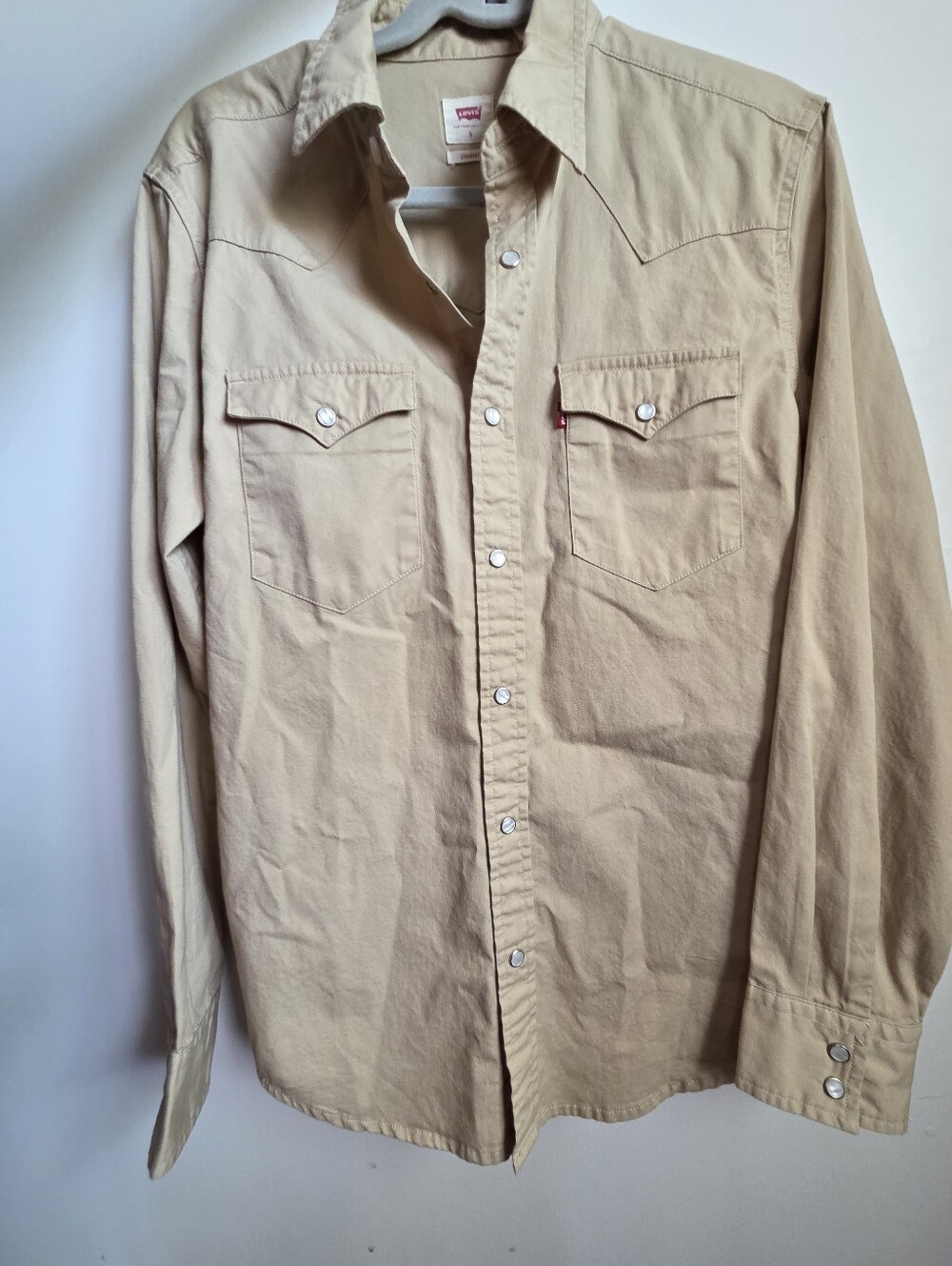 NWOT Levi's Beige/Tan Western Button-Down Shirt
